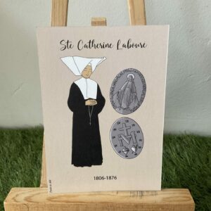 Carte de sainte Catherine Labouré, représentée avec les deux faces de la médailles miraculeuse. Imprimée au format A6 sur du papier 300g. 