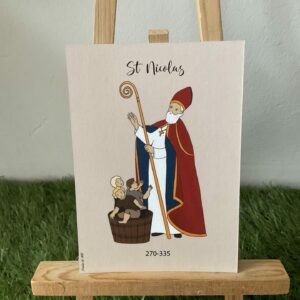 Carte de saint Nicolas avec sa crosse d’évêque et les 3 enfants sauvés, imprimée au format A6 sur du papier 300g. 