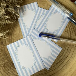 Carte vierge à remplir, bleue